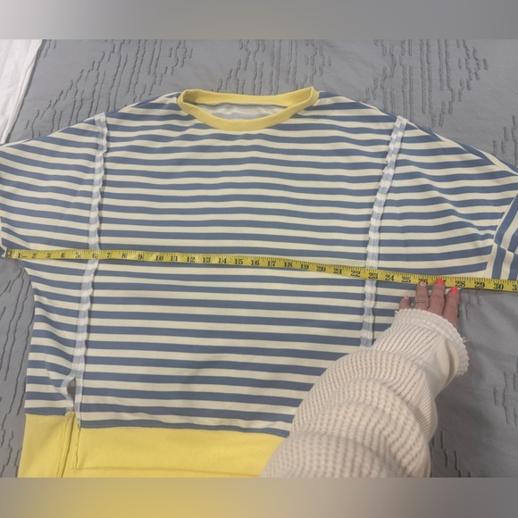 NWOT Striped Blue and Yellow Sweatshirt XS-Large - Picture 3 of 9